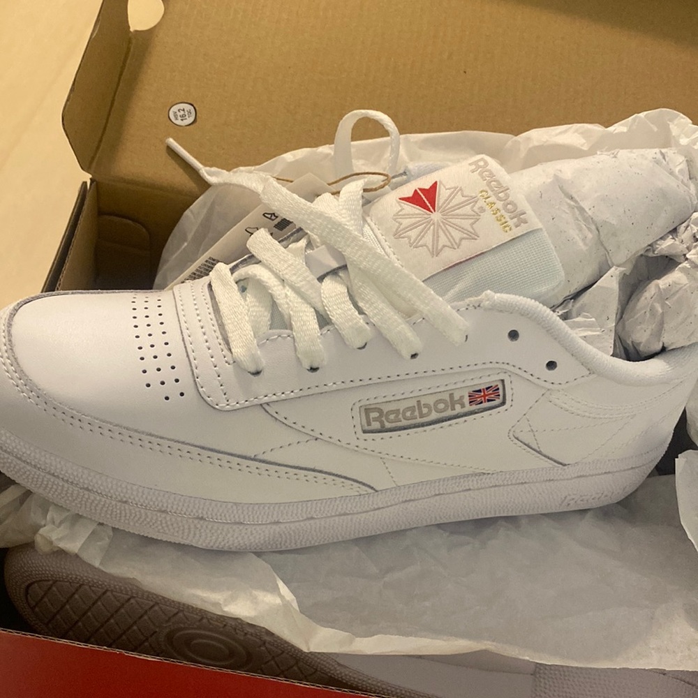 Reebok Club C 85 shoes 8.5 women’s in white